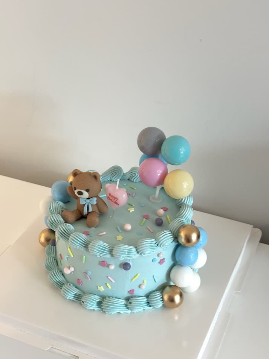 Teddy bear & balloons — blue birthday dream
